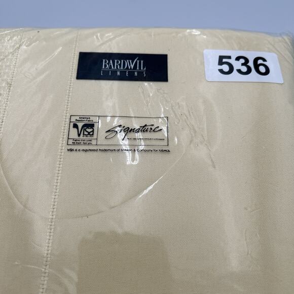 NOS Bardwil Linens Satin Splendor Soil Release Tablecloth 60x140” Oblong Butter - Picture 5 of 10